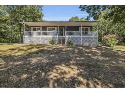 Home For Sale in Birchwood, Tennessee