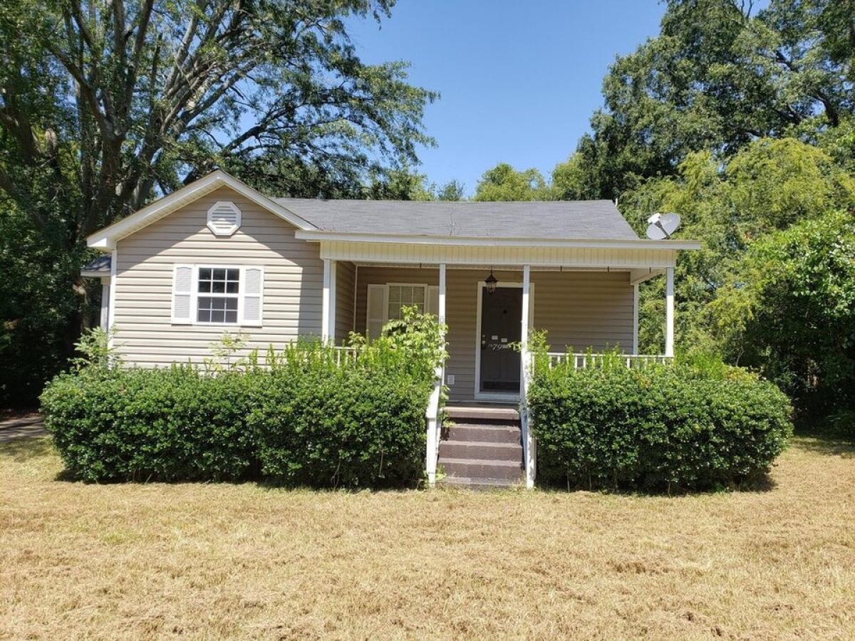 Picture of Home For Sale in Summerville, Georgia, United States