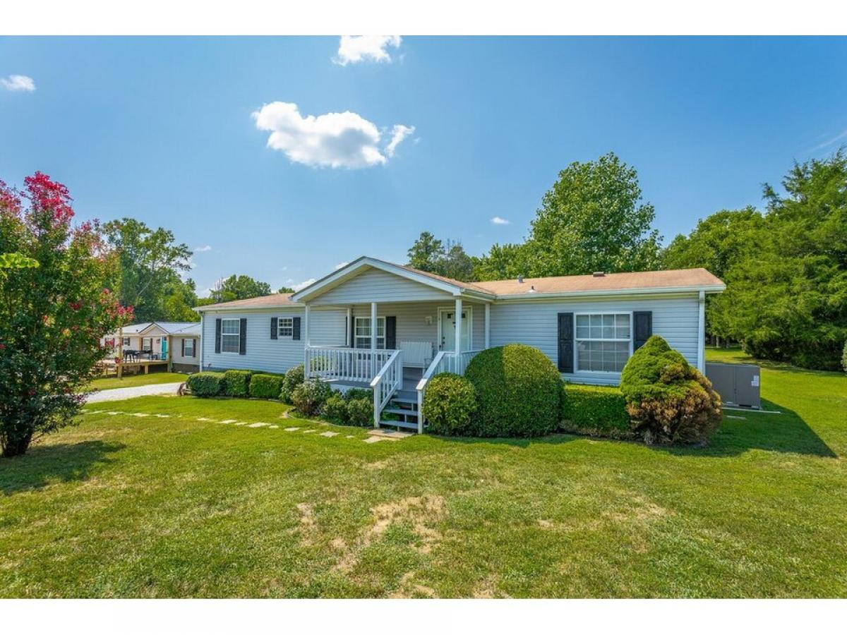 Picture of Home For Sale in Madisonville, Tennessee, United States