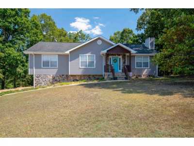 Home For Sale in Harrison, Tennessee