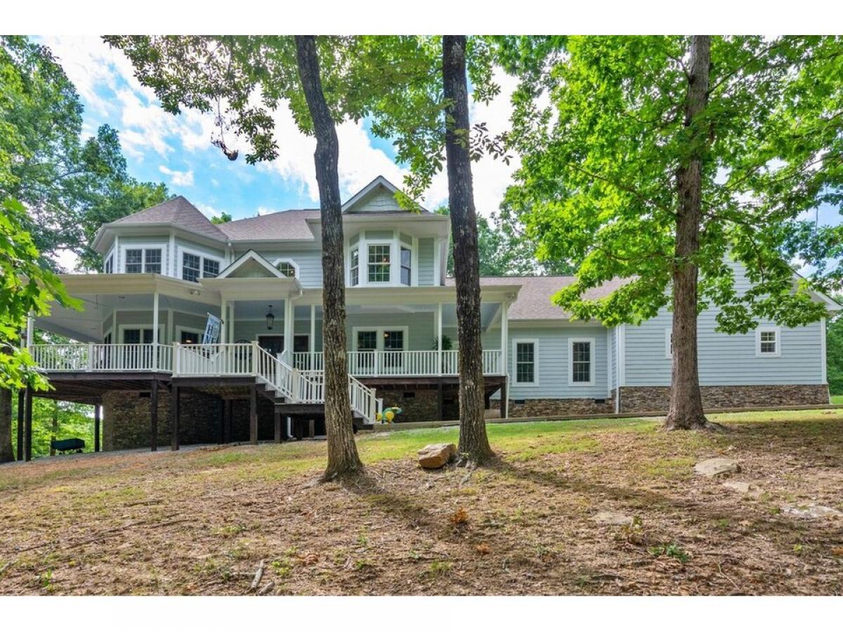 Picture of Home For Sale in Dunlap, Tennessee, United States