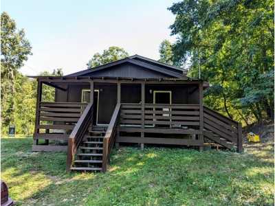 Home For Sale in Lafayette, Georgia