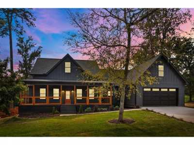 Home For Sale in Jasper, Tennessee