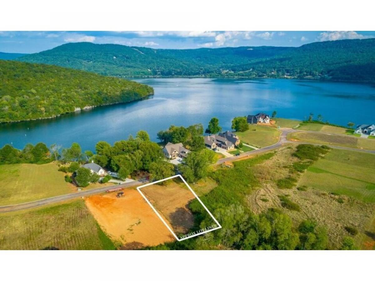 Picture of Residential Land For Sale in Jasper, Tennessee, United States