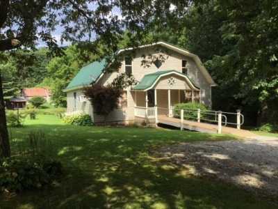 Home For Sale in Graysville, Tennessee