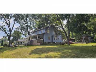 Home For Sale in South Pittsburg, Tennessee