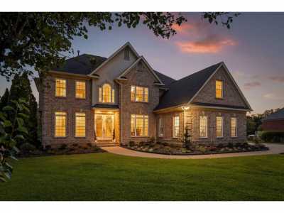 Home For Sale in Ooltewah, Tennessee