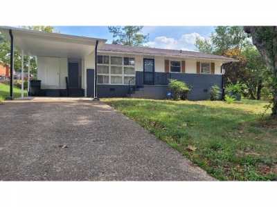 Home For Sale in Chattanooga, Tennessee