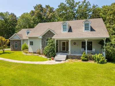 Home For Sale in Rising Fawn, Georgia