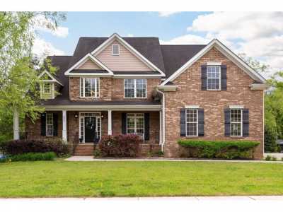 Home For Sale in Ooltewah, Tennessee