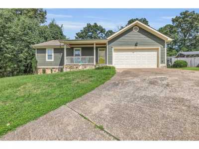 Home For Sale in Ooltewah, Tennessee