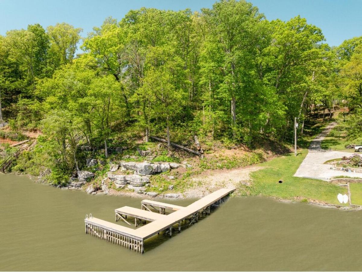 Picture of Residential Land For Sale in Sale Creek, Tennessee, United States