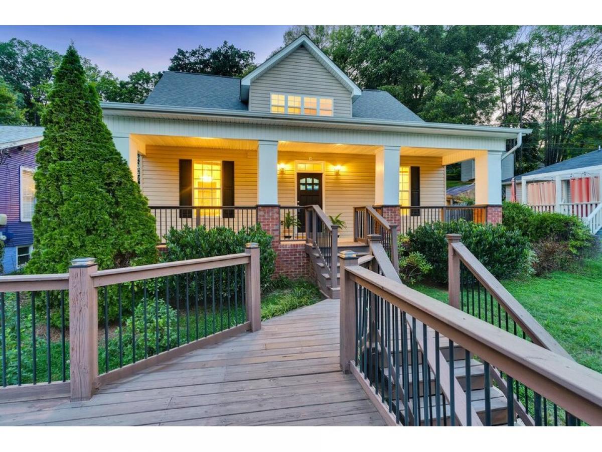 Picture of Home For Sale in Chattanooga, Tennessee, United States