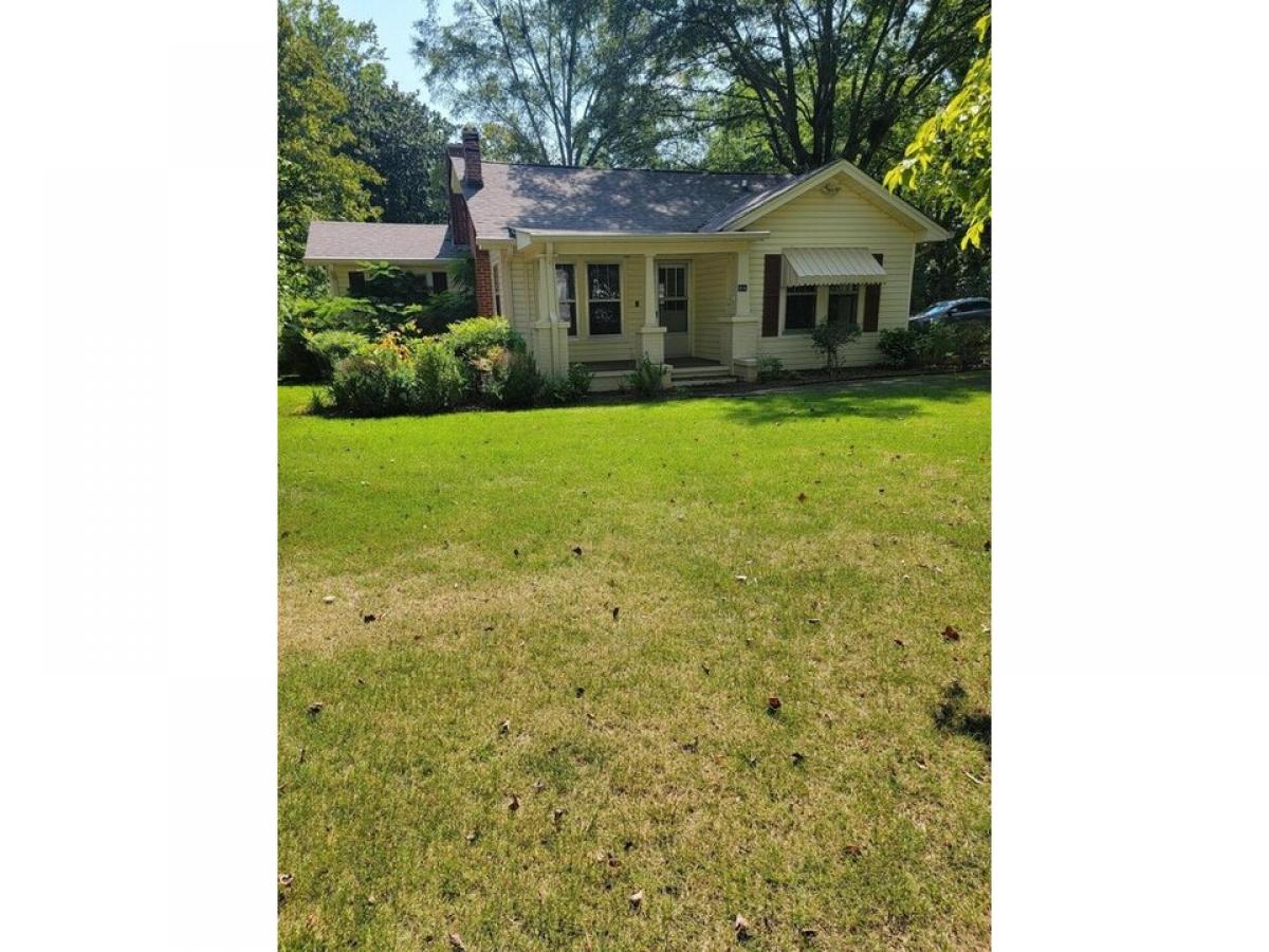 Picture of Home For Sale in Lafayette, Georgia, United States