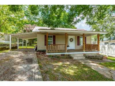 Home For Sale in South Pittsburg, Tennessee