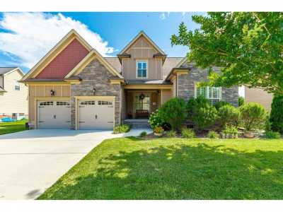 Home For Sale in Ooltewah, Tennessee