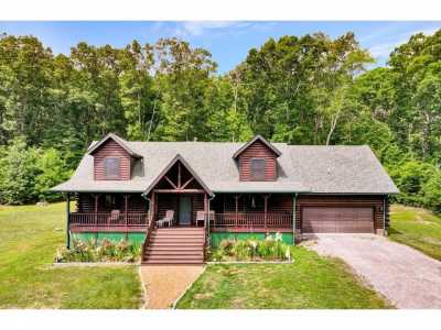 Home For Sale in Dunlap, Tennessee