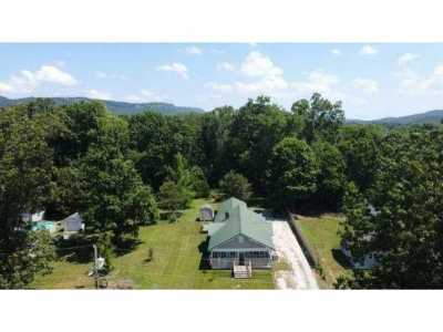 Home For Sale in Flintstone, Georgia