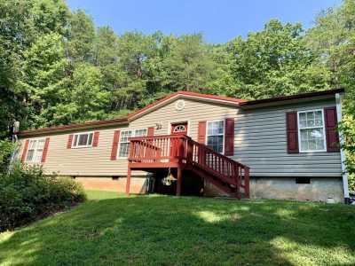 Home For Sale in Benton, Tennessee