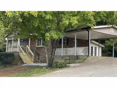 Home For Sale in Vonore, Tennessee