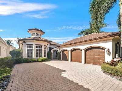 Home For Sale in Miromar Lakes, Florida