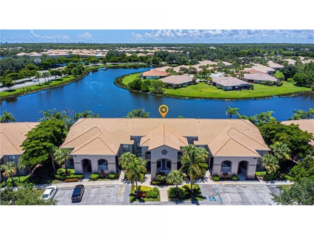 Picture of Home For Sale in Estero, Florida, United States