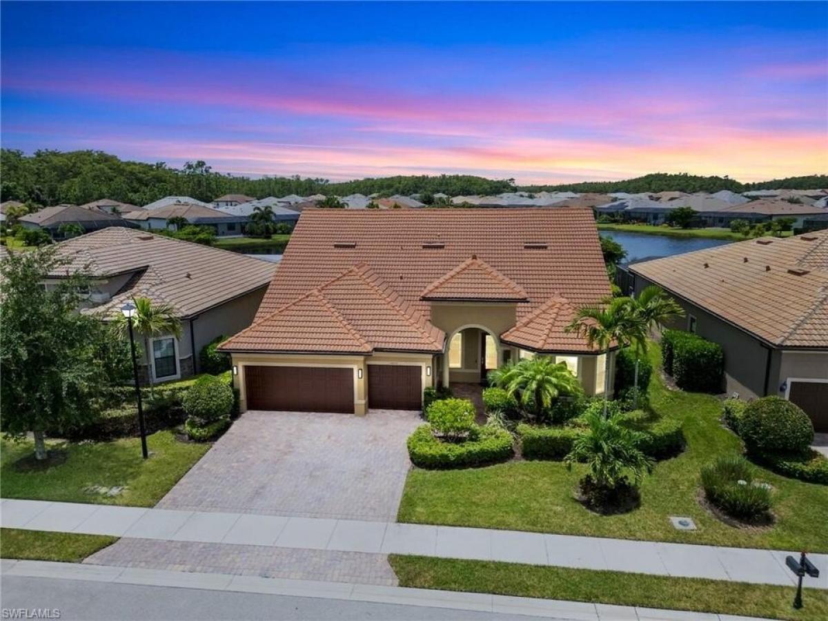 Picture of Home For Sale in Estero, Florida, United States