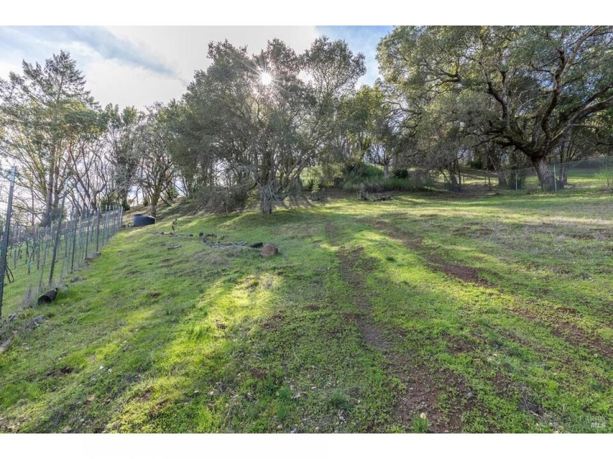 Picture of Residential Land For Sale in Santa Rosa, California, United States