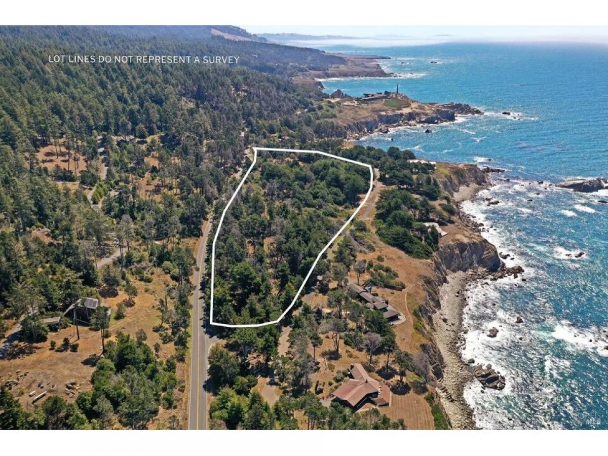 Picture of Residential Land For Sale in Jenner, California, United States