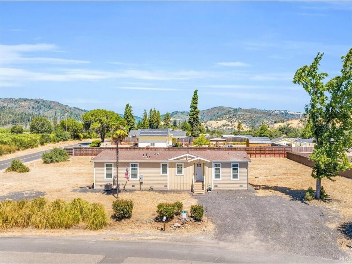 Picture of Home For Sale in Redwood Valley, California, United States