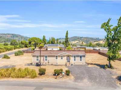 Home For Sale in Redwood Valley, California