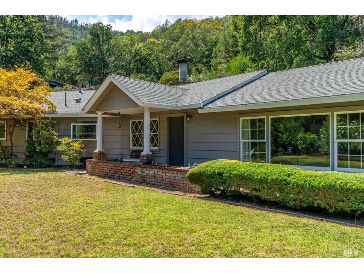 Picture of Home For Sale in Ukiah, California, United States