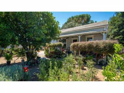 Home For Sale in Healdsburg, California