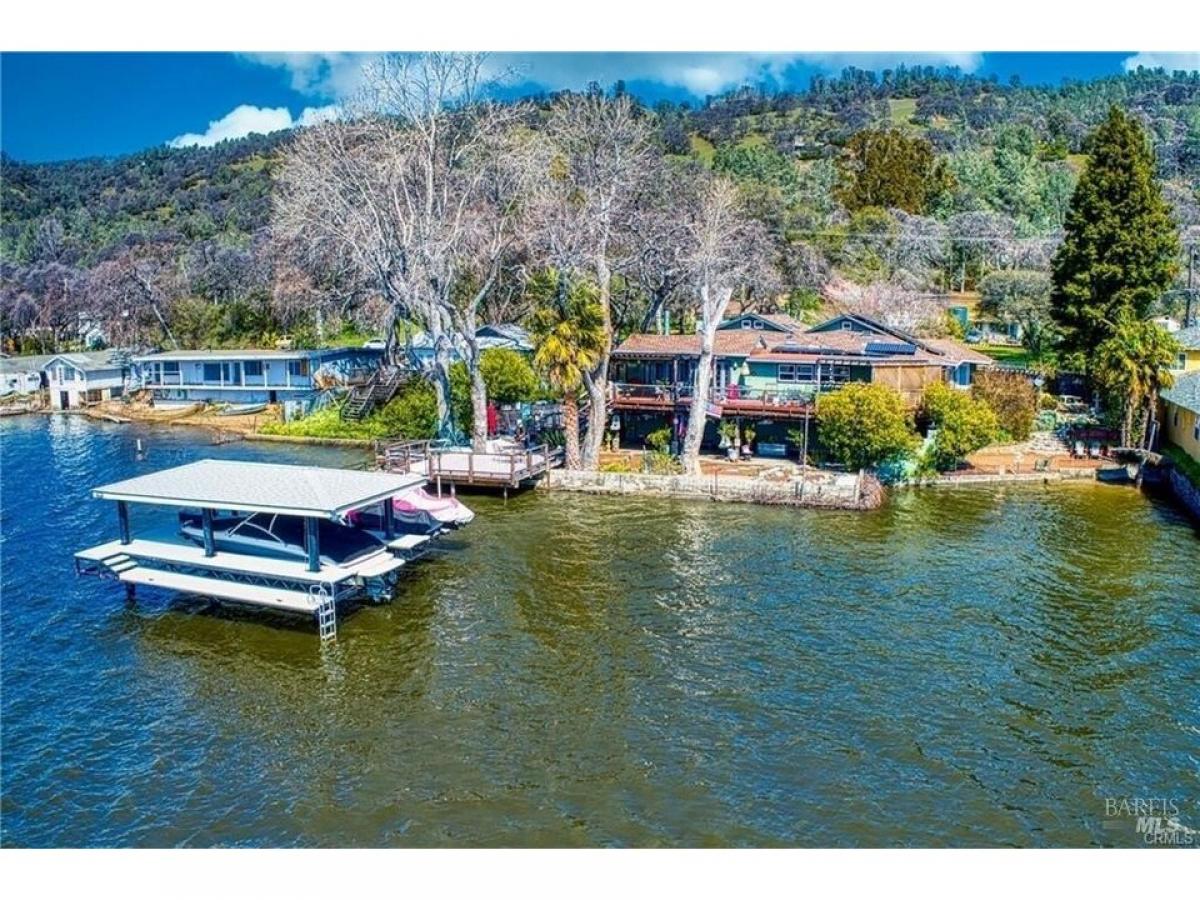 Picture of Home For Sale in Clearlake Oaks, California, United States