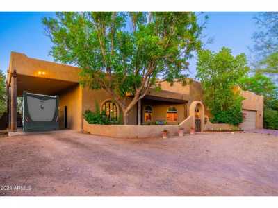 Home For Sale in Phoenix, Arizona