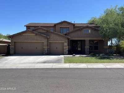 Home For Sale in Peoria, Arizona