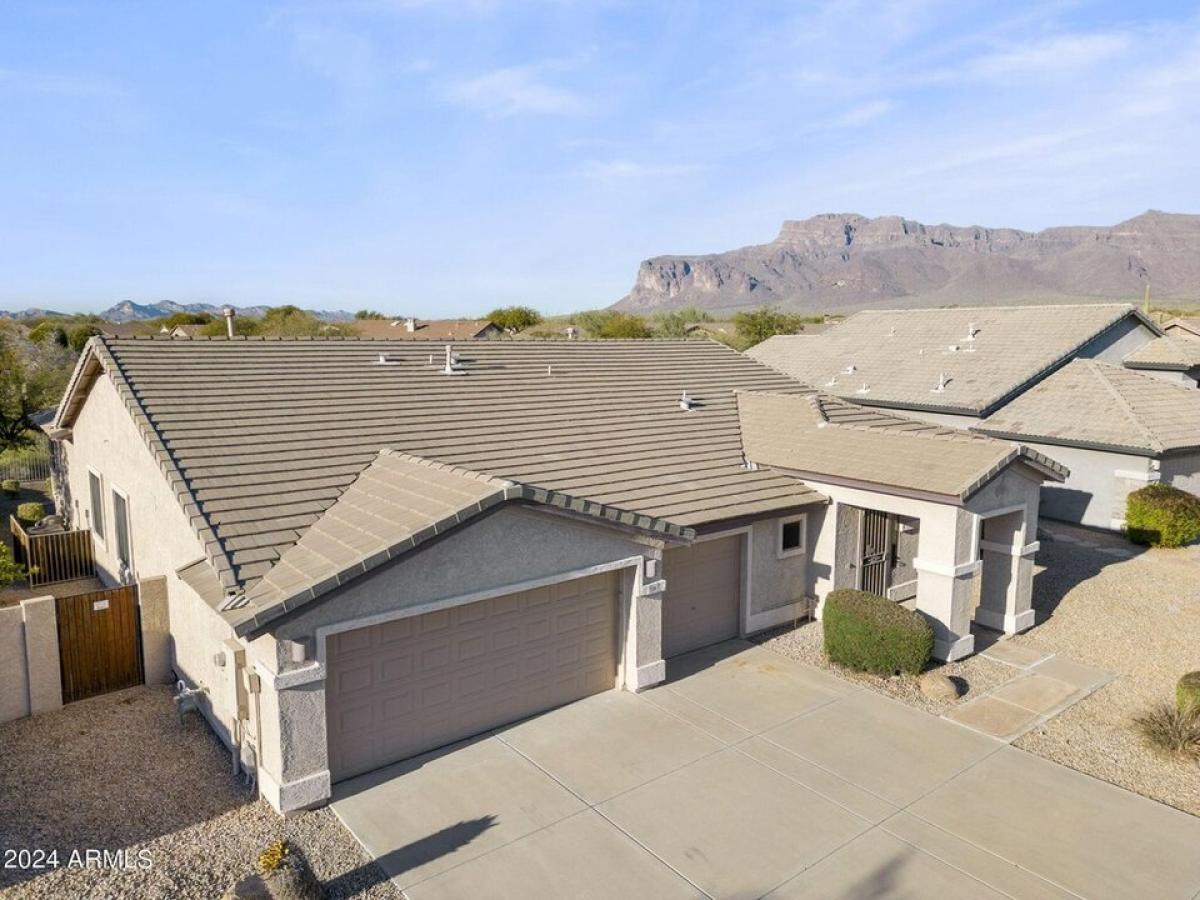 Picture of Home For Sale in Gold Canyon, Arizona, United States