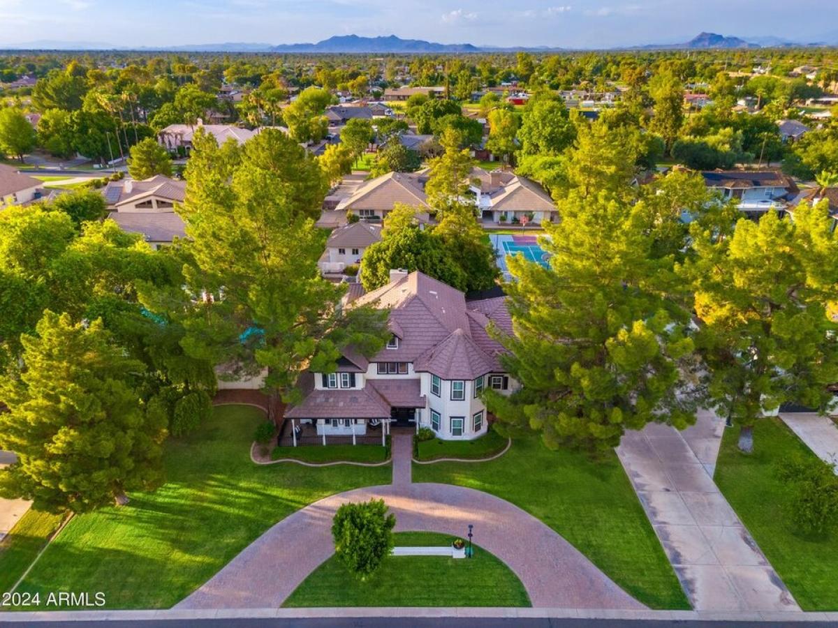 Picture of Home For Sale in Gilbert, Arizona, United States