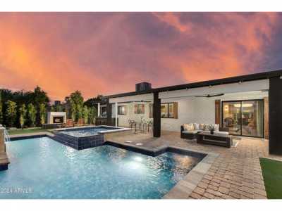 Home For Sale in Scottsdale, Arizona