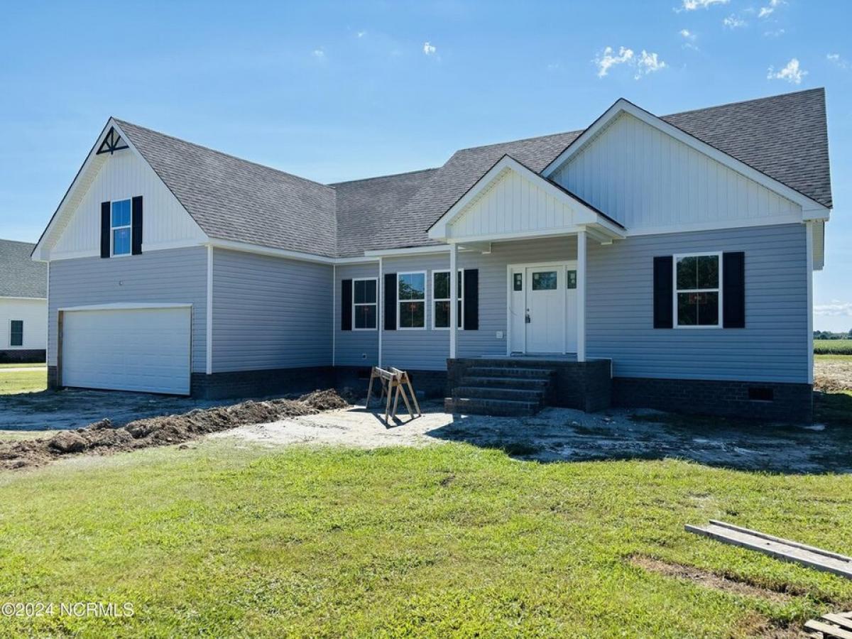 Picture of Home For Sale in Elizabeth City, North Carolina, United States