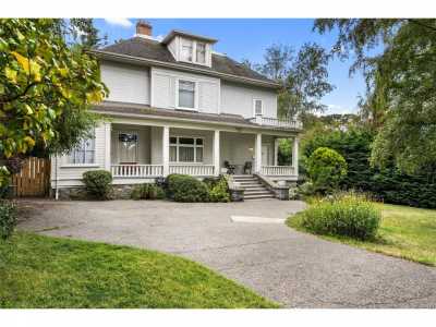 Home For Sale in Victoria, Canada