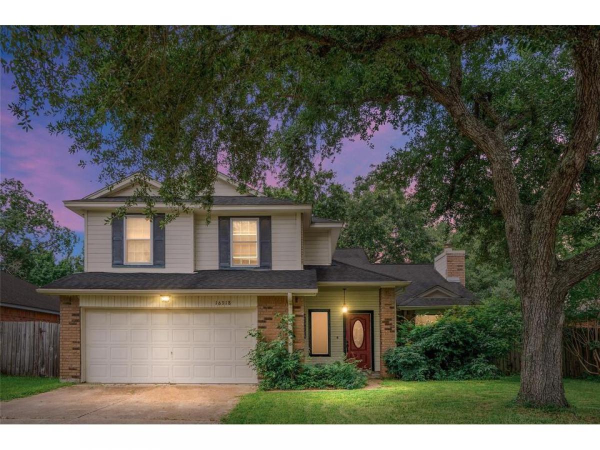 Picture of Home For Sale in Sugar Land, Texas, United States