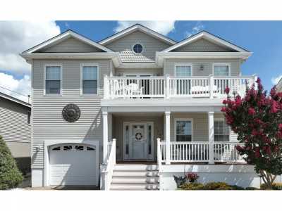 Home For Sale in Surf City, New Jersey