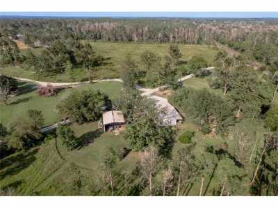 Home For Sale in Apple Springs, Texas