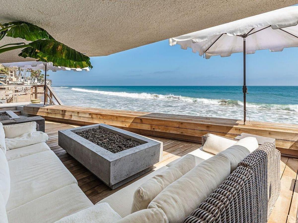 Picture of Home For Sale in Malibu, California, United States