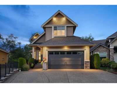 Home For Sale in Langley, Canada