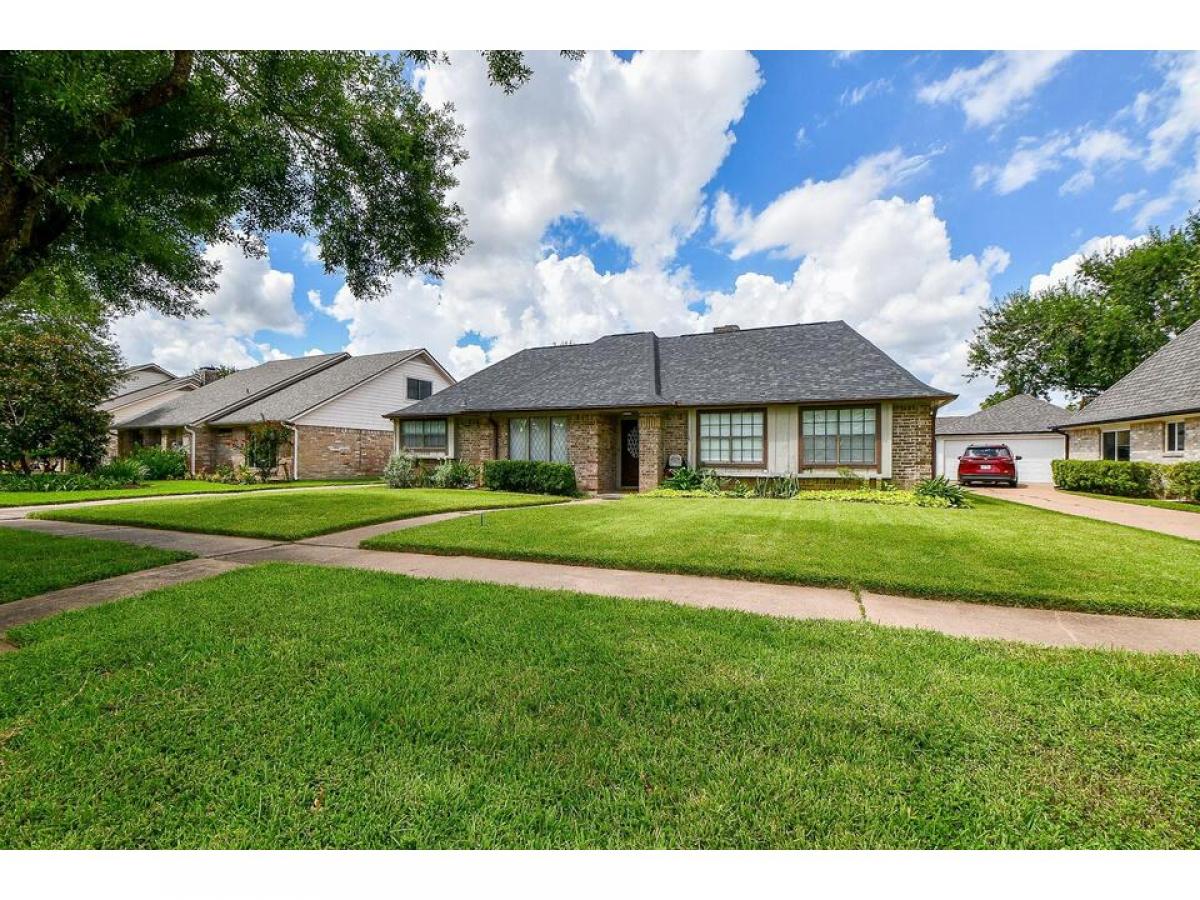 Picture of Home For Sale in Sugar Land, Texas, United States