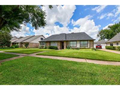 Home For Sale in Sugar Land, Texas