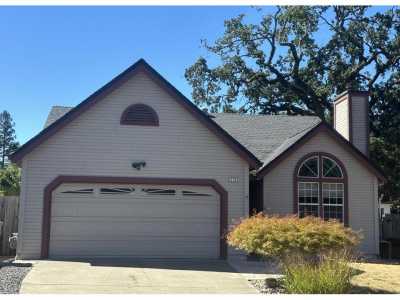 Home For Rent in Santa Rosa, California