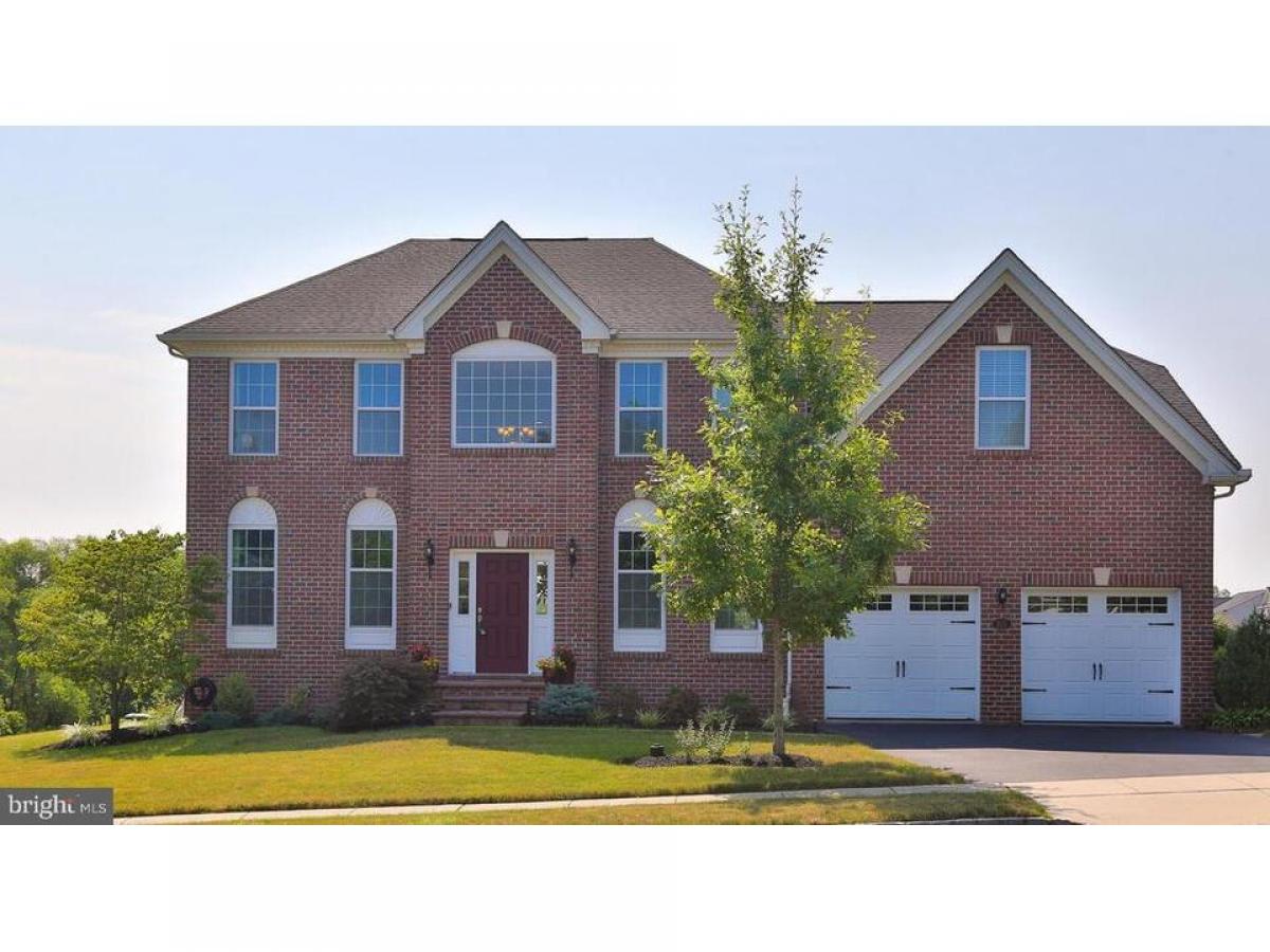 Picture of Home For Sale in Perkasie, Pennsylvania, United States